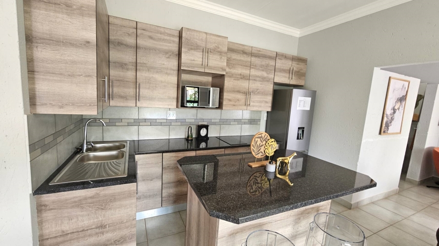 2 Bedroom Property for Sale in Melodie North West